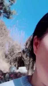 熟女野外露逼自慰勾引路人操逼2