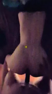 淫妻潇潇老师后入肥臀内射